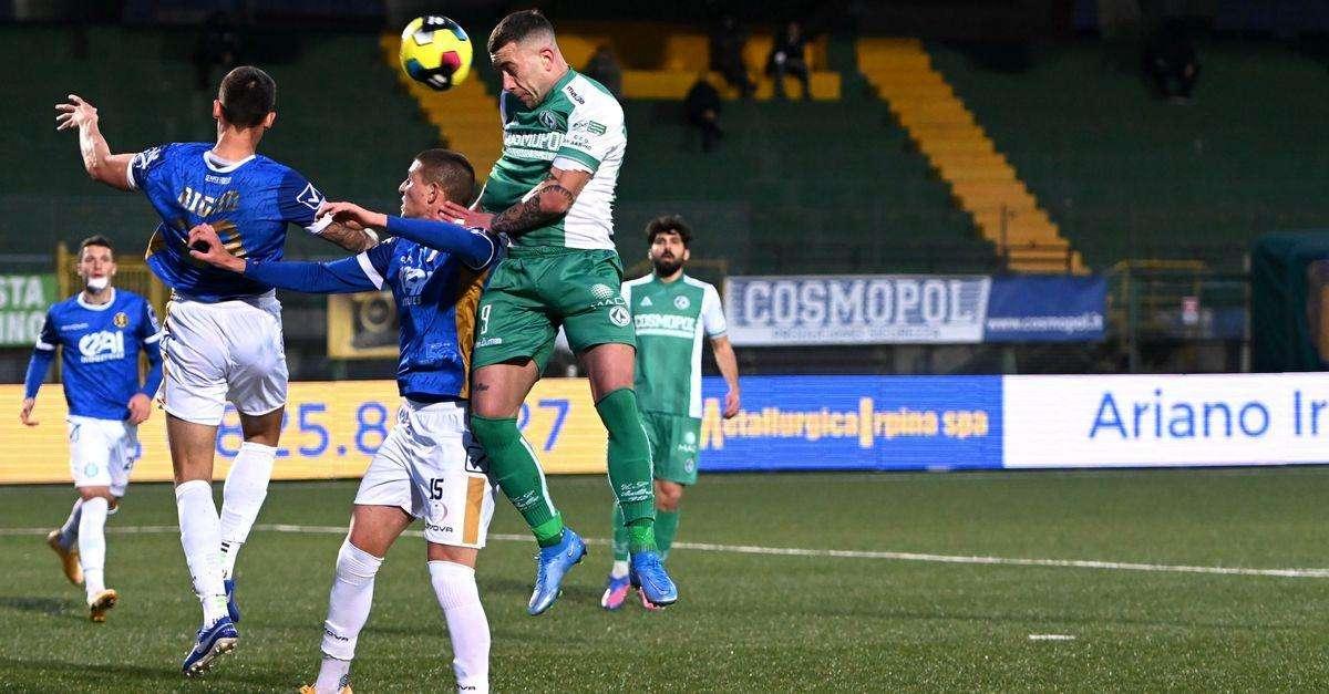 TS: "Rimonta Foggia, Zeman, è impresa. Avellino fischiato". Tutti bocciati, Murano il peggiore