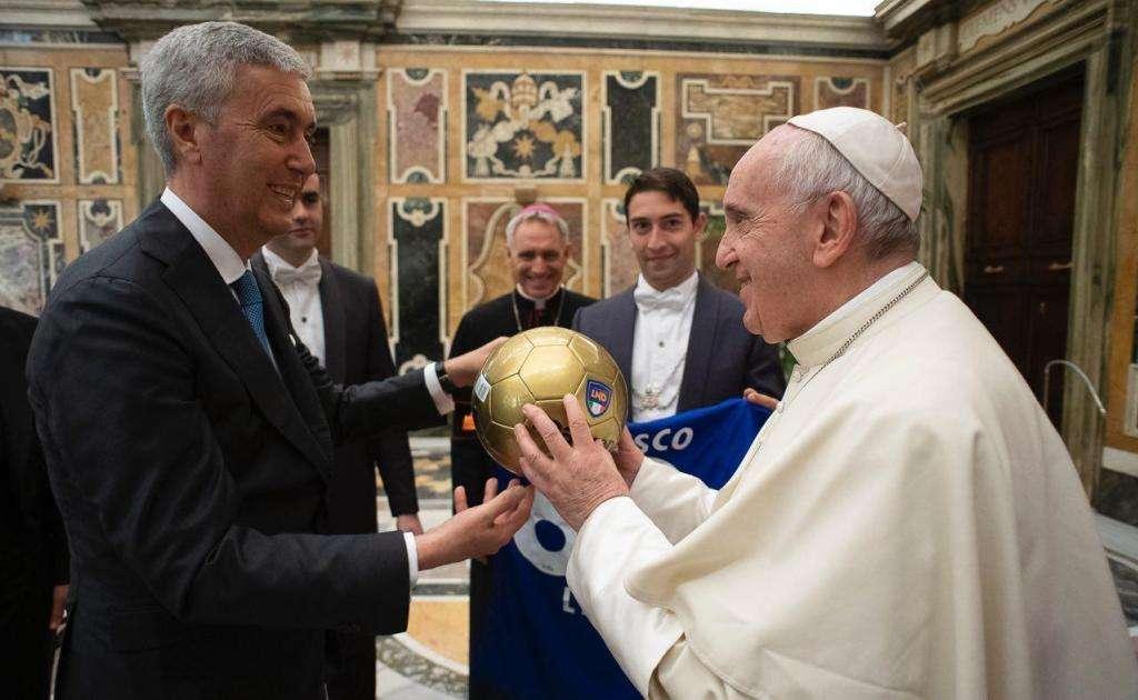 60 anni di LND, Cosimo Sibilia da Papa Francesco: "Incontrarla è stata un'emozione"