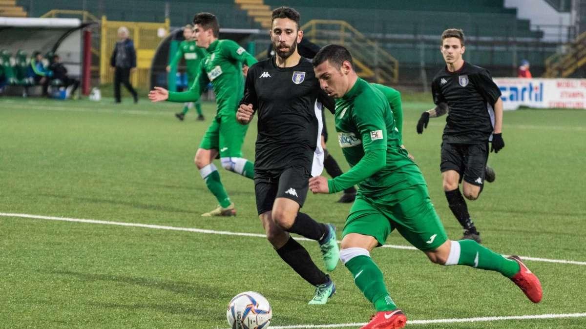 De Vena a TuttoAv: "A Rieti una giornata straordinaria. Tremava tutto. I lupi se la giocheranno per la B. Il ritiro? Non mi rivedevo nei valori del calcio moderno"