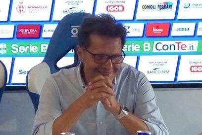 Novellino: "Alcuni calciatori sono da valutare ma domani conta solo il risultato. Derby? Prima il Bari"