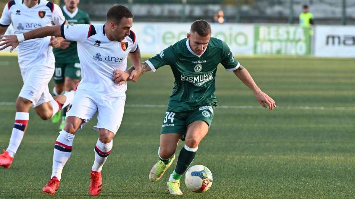 Taranto-Avellino 2-2, le pagelle: Auriletto, che disastro! Marconi mai servito, Matera pesca il jolly
