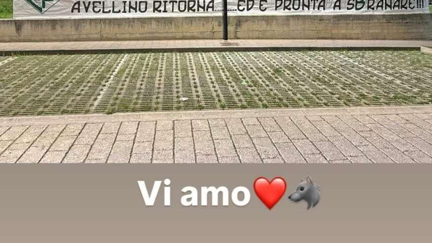 Il post social di Ardemagni per festeggiare la promozione dell'Avellino: "Vi amo"