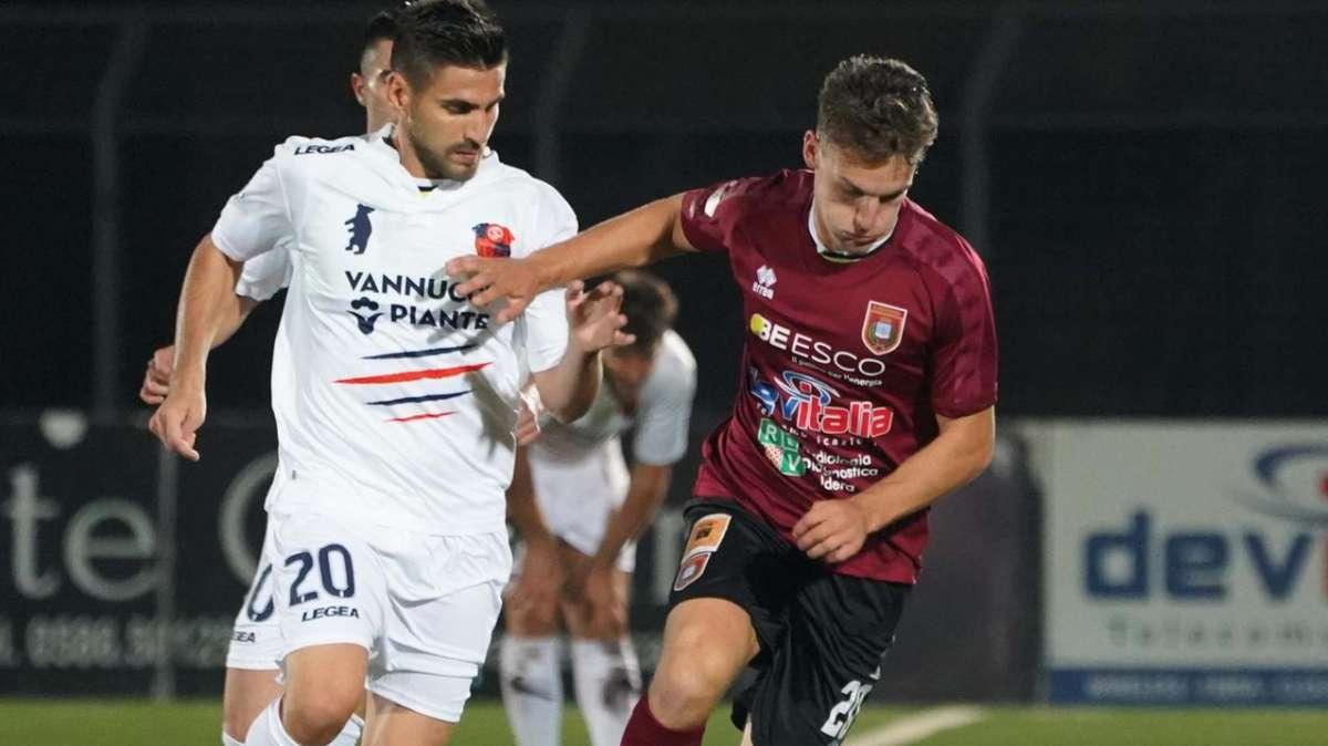 L'Avellino mette le mani su Bruzzo: trattativa lampo, firma vicina