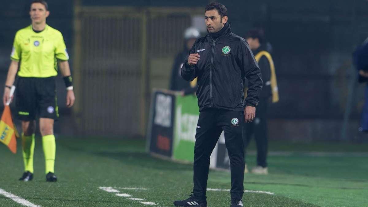 CdS - "Avellino, Pazienza rischia". Malissimo la difesa, si salvano in due 
