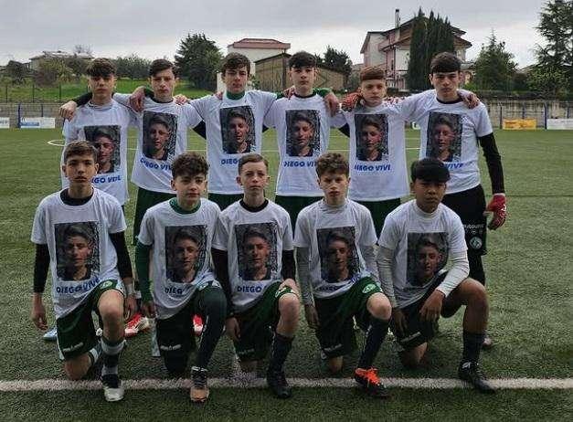 L'omaggio dell'Avellino Under 15 per ricordare Diego De Vivo, scomparso all’età di 14 anni
