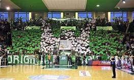 Basket - Svanisce il sogno della Sidigas: Milano vince 92-76, lupi eliminati