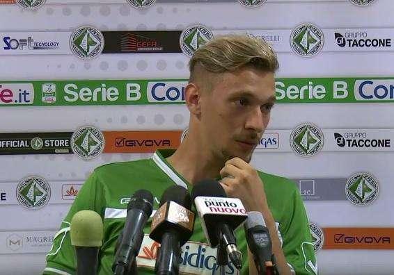Radu: "Avellino, ti ho detto subito sì. Novellino è un ottimo allenatore, voglio la maglia da titolare"
