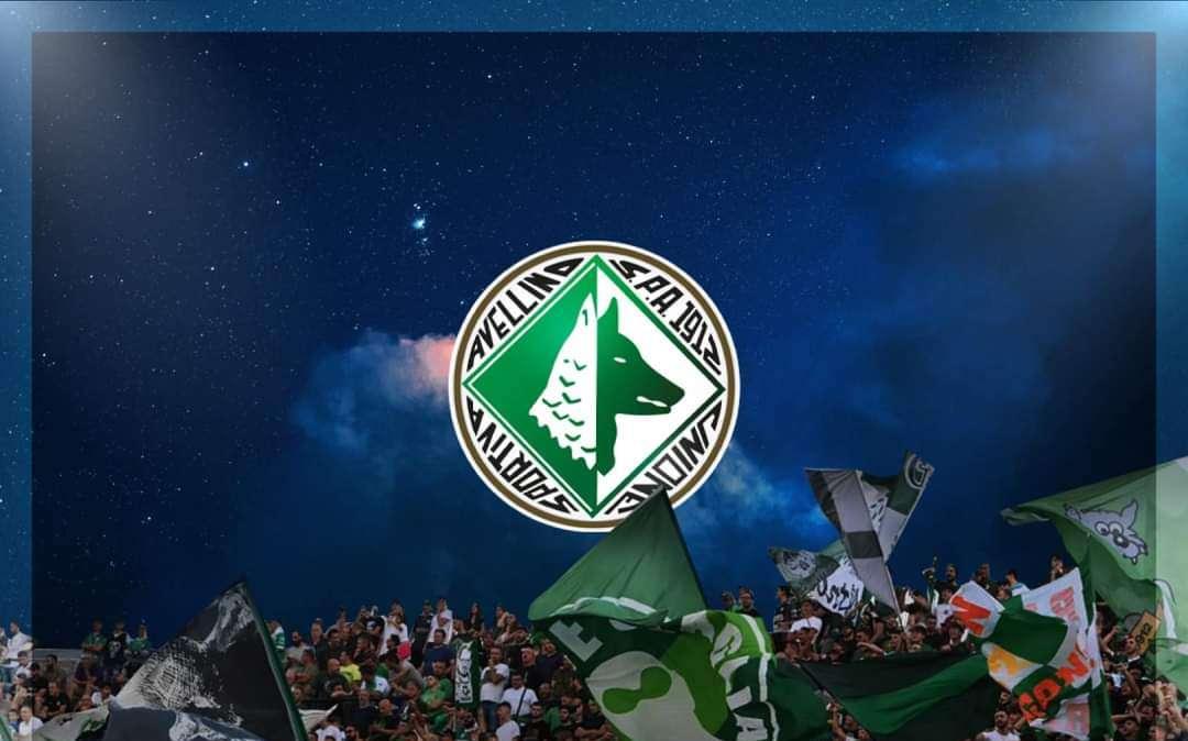 Gli auguri di Buon Natale dell'Avellino: "Bianco come la purezza, verde come la speranza"