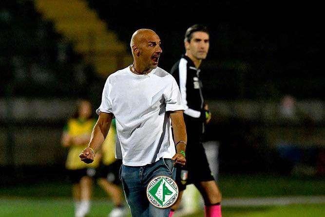 Taurino: "Tutte le partite sono un esame da superare. Vogliamo dimostrare che la vittoria di domenica non è stata un fuoco di paglia"