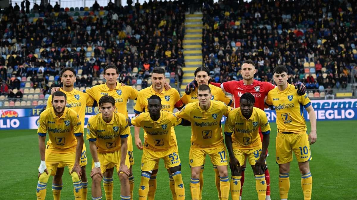 Il Frosinone per l'esordio contro l'Avellino potrebbe ingaggiare un ex biancoverde