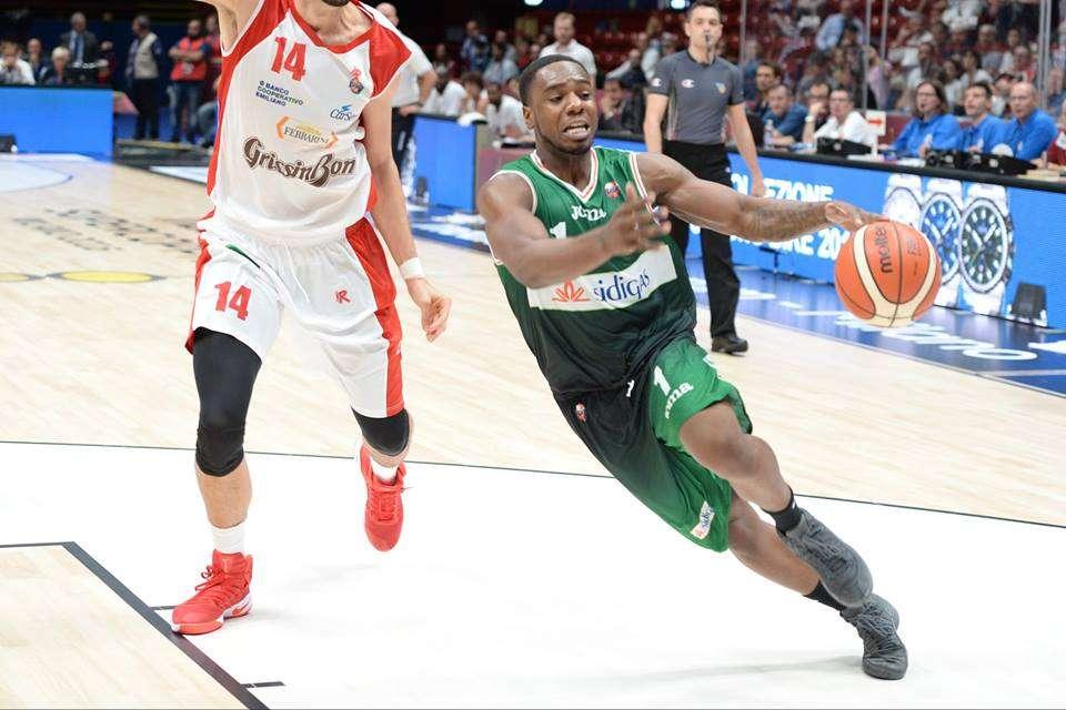 Sidigas, ancora un sigillo: espugnata Varese al supplementare (77-79)