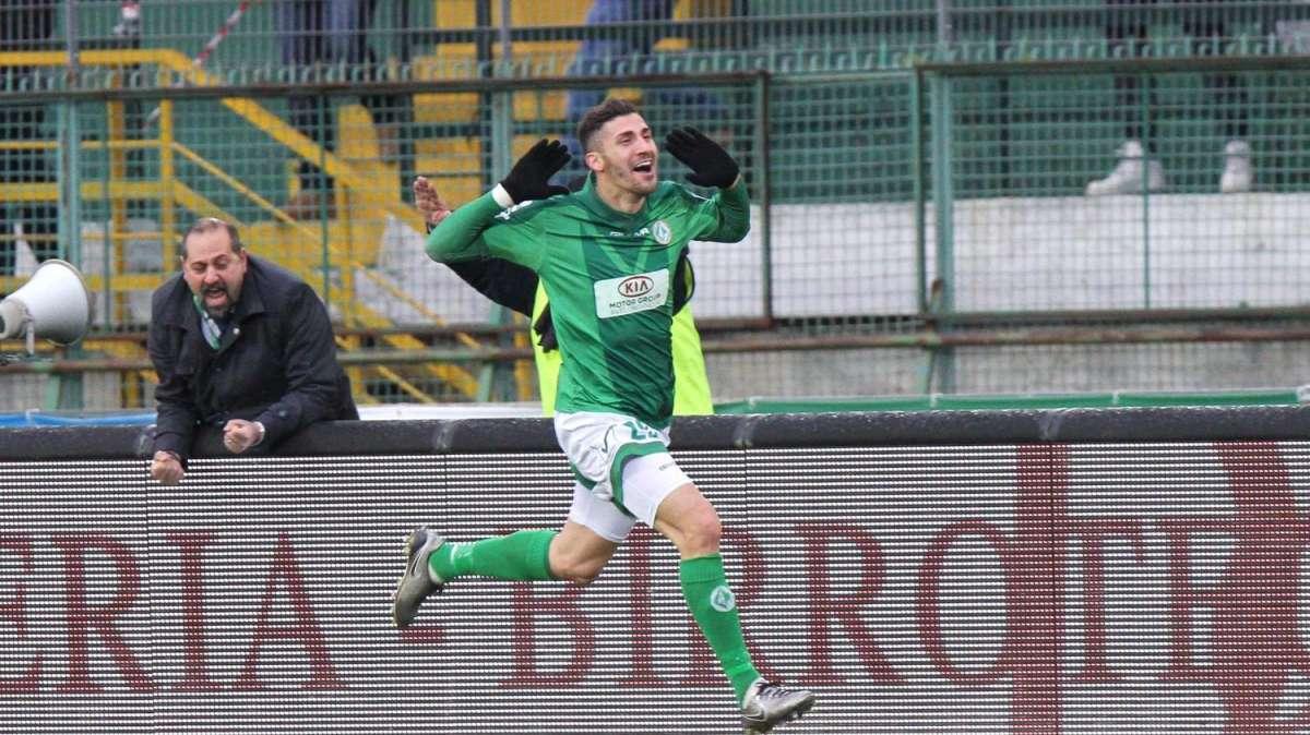 Virtus Francavilla-Avellino 2-3, le pagelle: Trotta come ai vecchi tempi, Dall'Oglio letale. Murano: sveglia!
