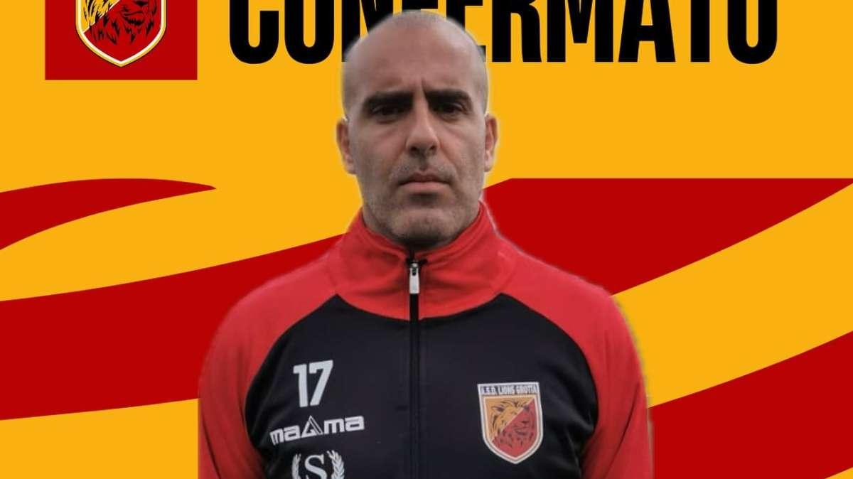 Lions Grotta, l'attaccante D'Innocenzio resta giallorosso 