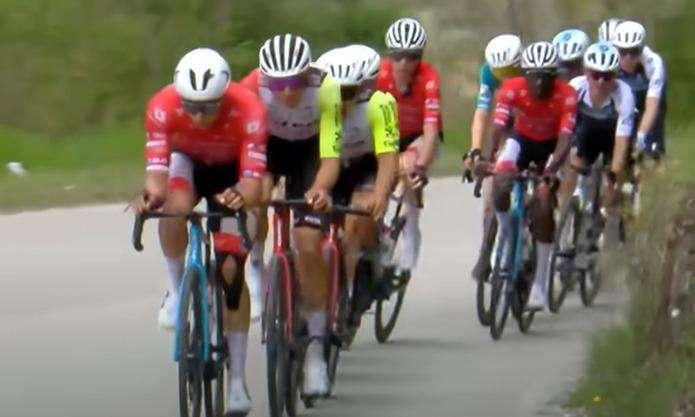 Ad Avellino la sesta tappa del Giro. Chiusi anche i plessi scolastici 