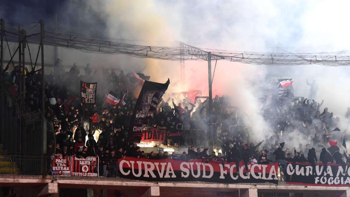 Scontri in Foggia-Avellino, individuati 16 responsabili: pronti a scattare i Daspo