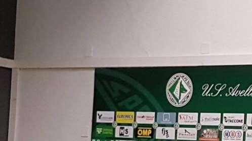 Gubitosa: "Leggo lo striscione come uno stimolo, ma non torno nell'Avellino. Basta alle pagliacciate dei soci attuali"