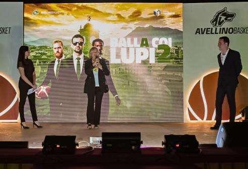 Nuova stagione, stessa passione: Avellino Basket si svela tra tifosi e istituzioni