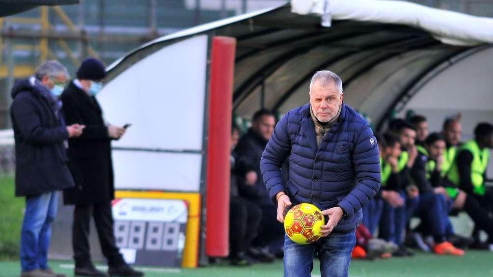 Avellino, dentro Carriero e Baraye. Braglia sorride per il recupero di Errico