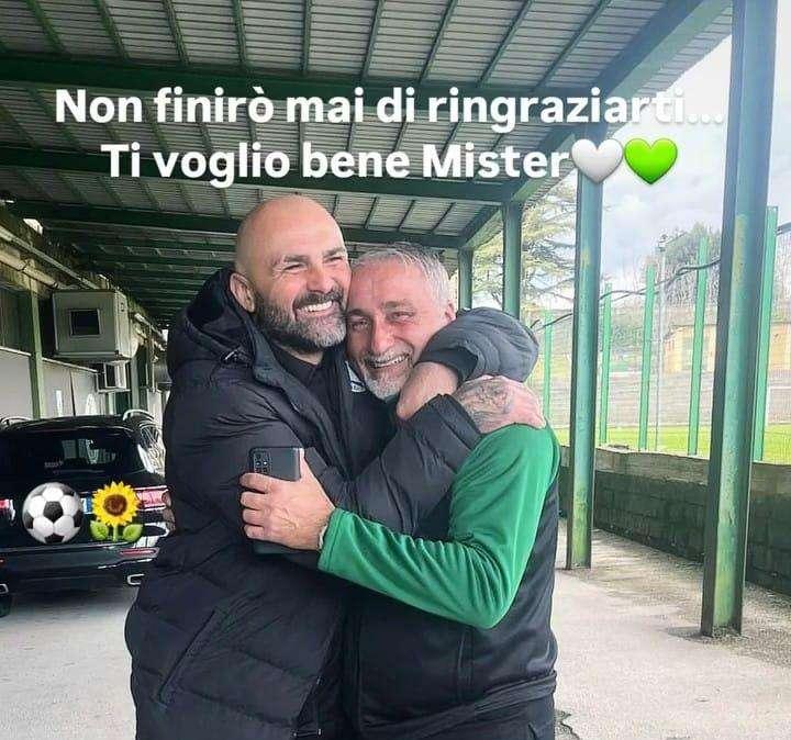 Il messaggio di Riccio a Biancolino: "Non finirò mai di ringraziarti. Ti voglio bene mister". E ai tifosi chiede girasoli...