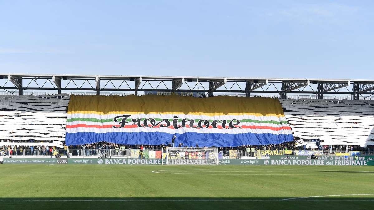 Il Frosinone debutta con un colpaccio: 1-0 al Monza in Coppa, ma Alvini perde un titolare