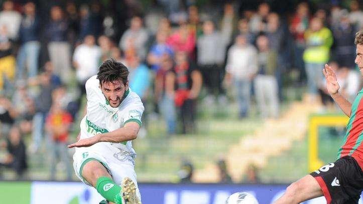 Avellino-Novara 2-1, le pagelle: Gavazzi superlativo! Ngawa dirige la difesa, vita dura per Asencio