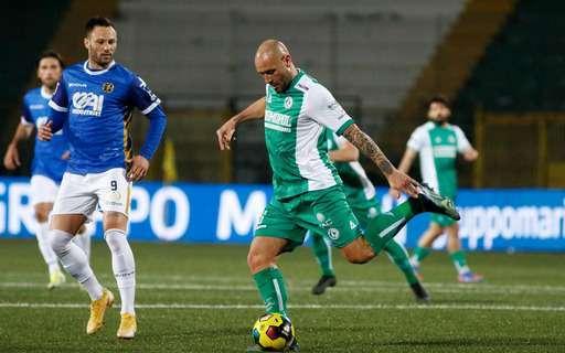 Avellino, reintegrato Scognamiglio. Fuori lista Guadagni