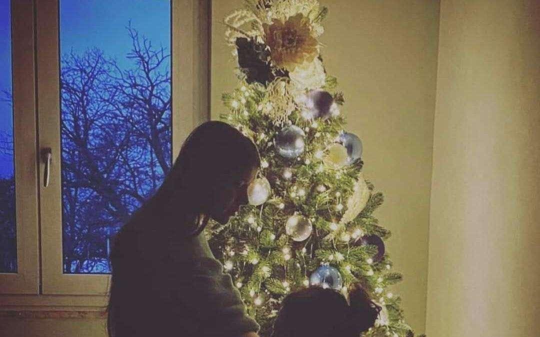 Fiocco azzurro in casa D'Agostino: è nato Angelo. La gioia di Giovanni: "Il mio Natale è oggi"