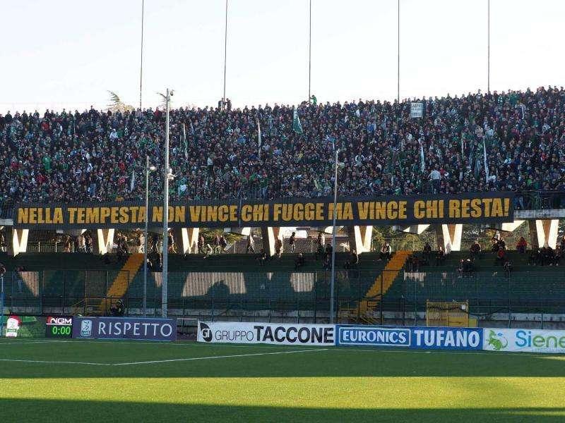 L'appello dell'U.S. Avellino all'Osservatorio: "Chiudere la Sud penalizzerebbe i tifosi corretti"