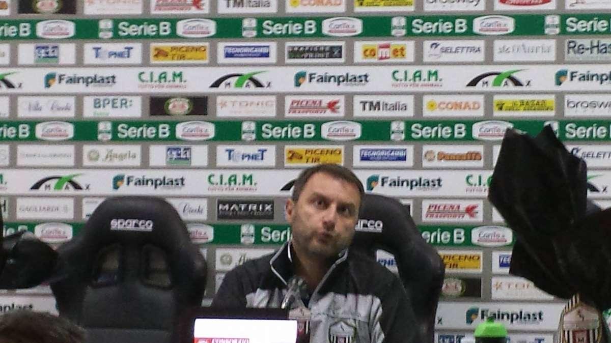 Mangia: "Sono incazzato nero. Lo sarei stato anche in caso di pareggio"