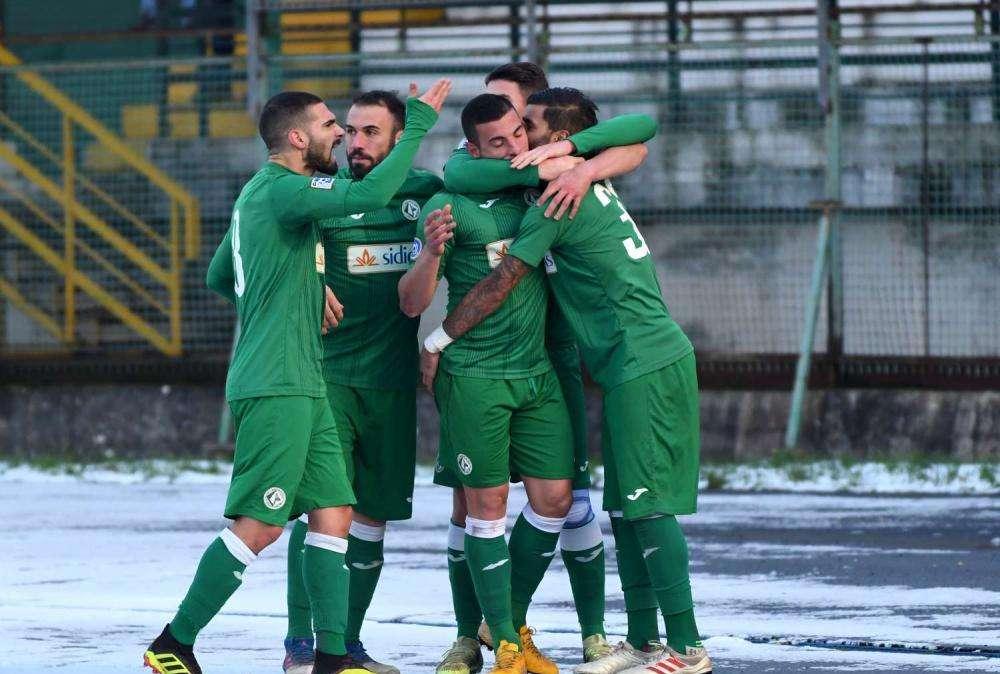 Alle 15 arriva l'Anzio, Bucaro pensa al turnover: presentazione gara e probabili formazioni