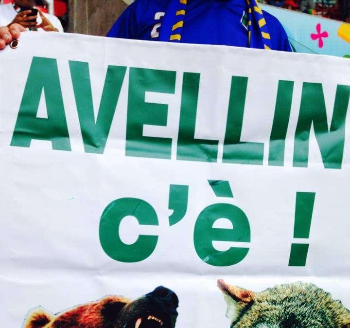 Anche lo striscione "Avellino c'è!" a Recife