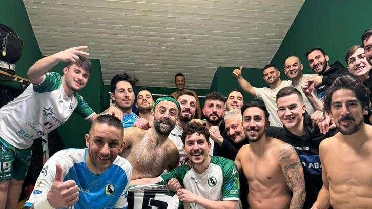 Sandro Abate, un poker che vale i tre punti. Ora testa al derby con il Napoli 