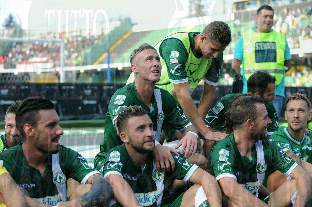 Avellino incerottato e senza idee: ma non si può affrontare un campionato con così tante defezioni