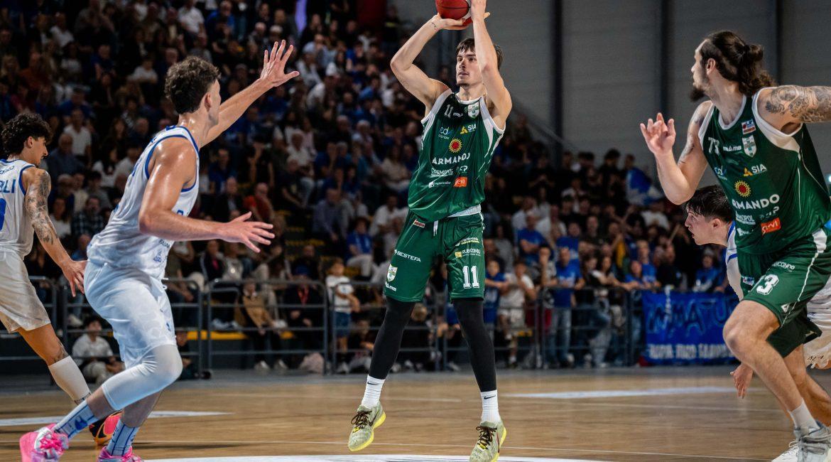 Scandone Avellino sconfitta ancora, A Fabriano finisce 81-71