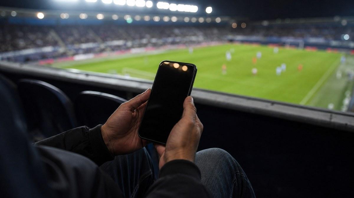 Avellino-Arezzo e il cash out: cosa significa chiudere una scommessa prima del novantesimo
