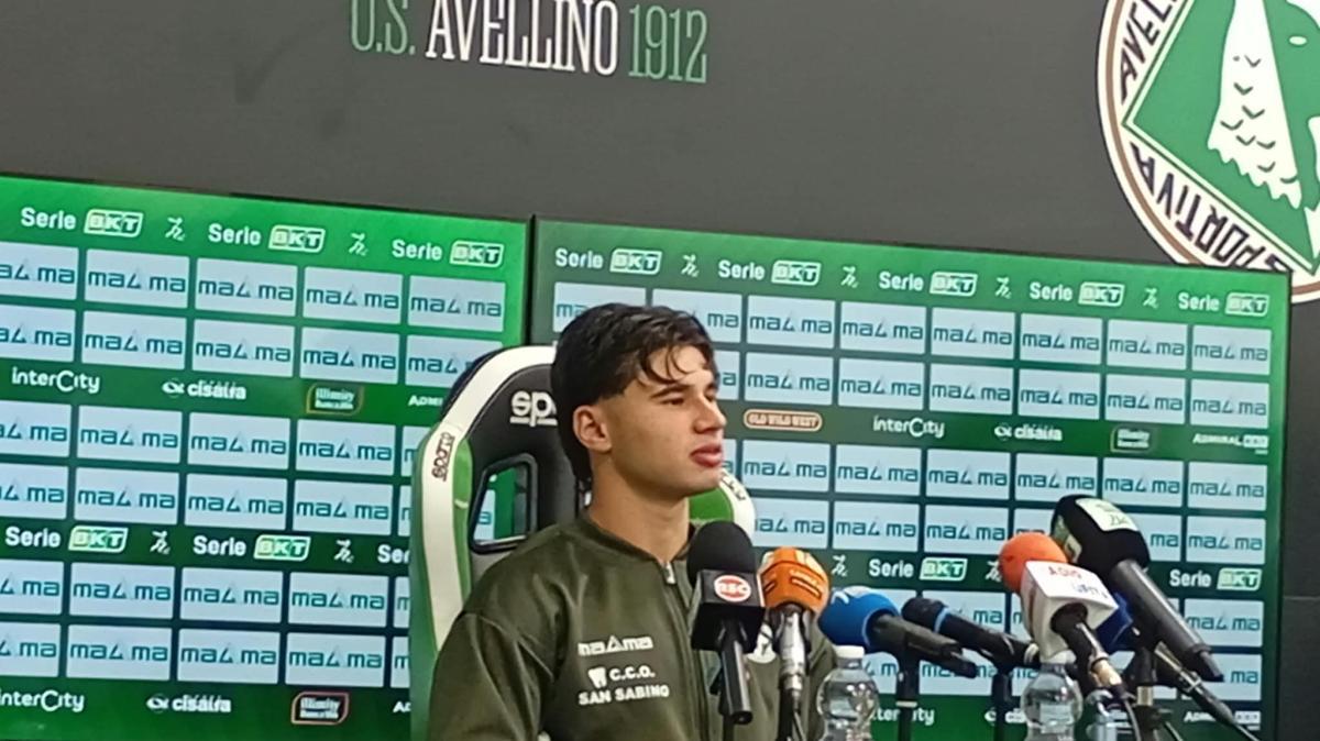 Moruzzi: "Grande prova, felice della fiducia di Nesta. Tifosi super, meritano la Serie A. Sarebbe bello arrivarci con questi colori"