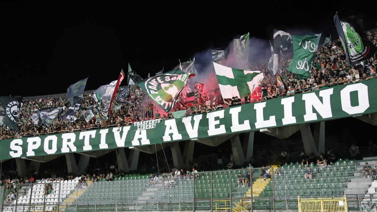 Giudice sportivo, pioggia di multe in B: ne fa le spese anche l'Avellino