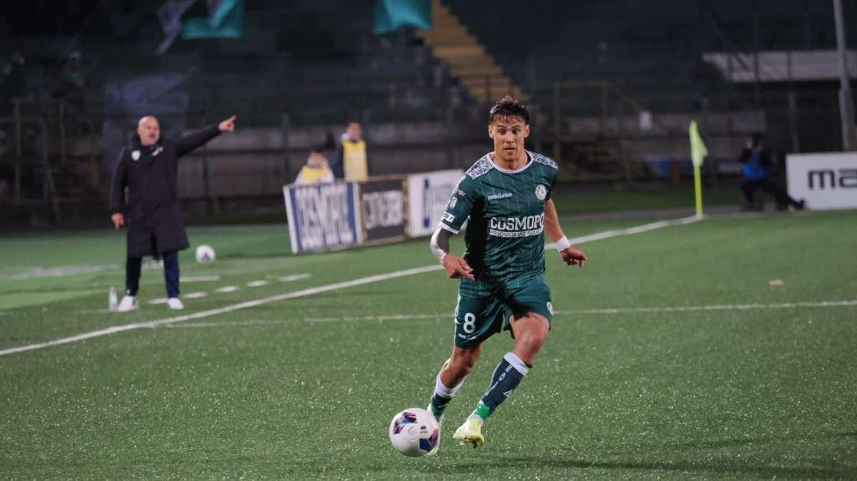 Brindisi-Avellino 0-2, fine primo tempo: pragmatici e concentrati, lupi con personalità