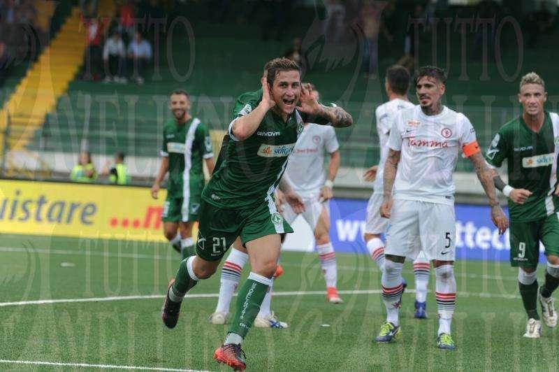 Avellino a caccia del primo blitz esterno contro il Novara: presentazione e probabili formazioni