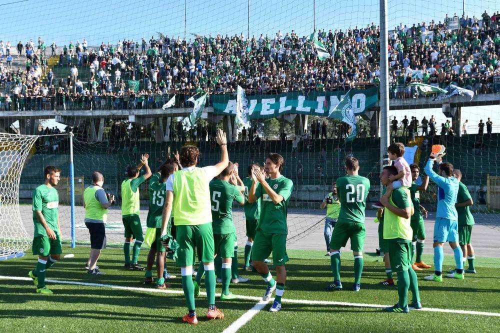 Avellino, è terminata la campagna abbonamenti: ecco quante tessere sottoscritte