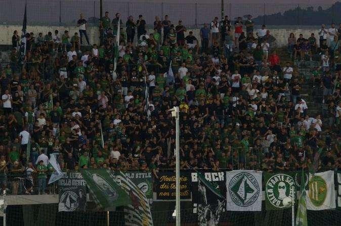 Verso Avellino-Foggia: già sold out i biglietti di Curva Sud
