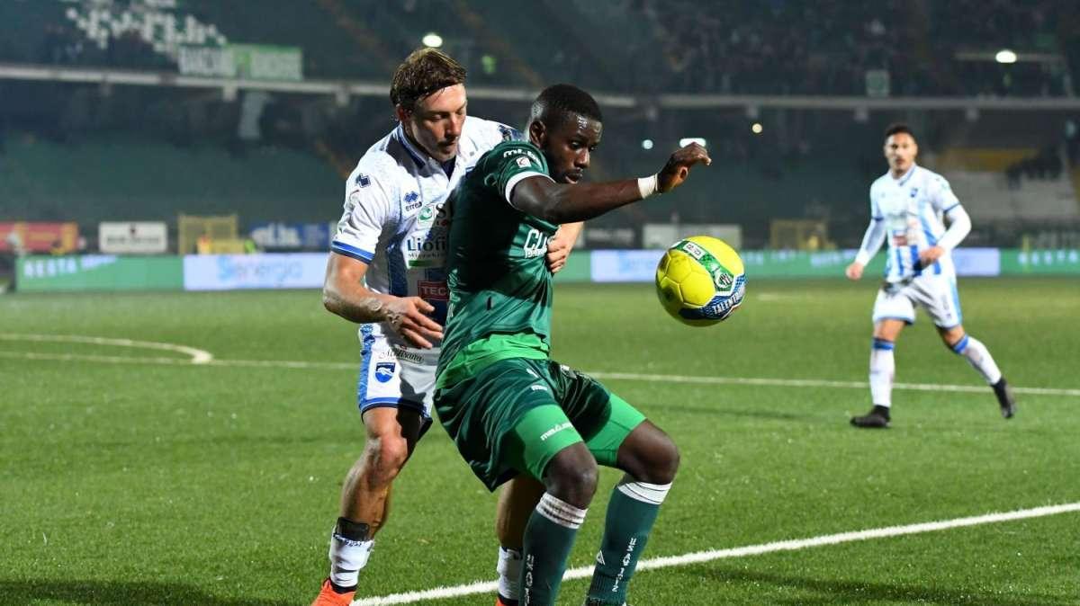 CdS - Avellino galoppa, Pescara è crisi. Kanoute segna ed è il migliore