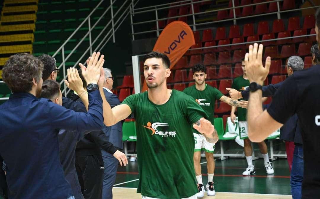Delfes, Salerno rimonta e vince al Delmauro 