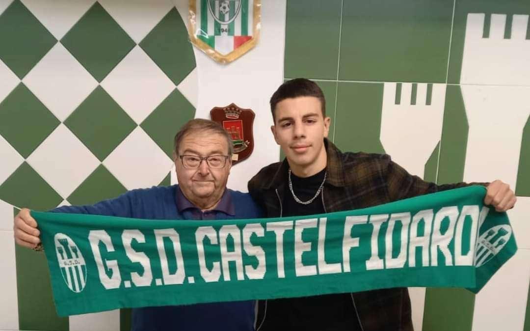 Mario Corcione in prestito al Castelfidardo
