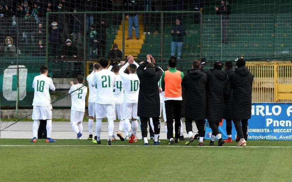 Avellino, Bucaro ordina il rompete le righe: mercoledì la ripresa