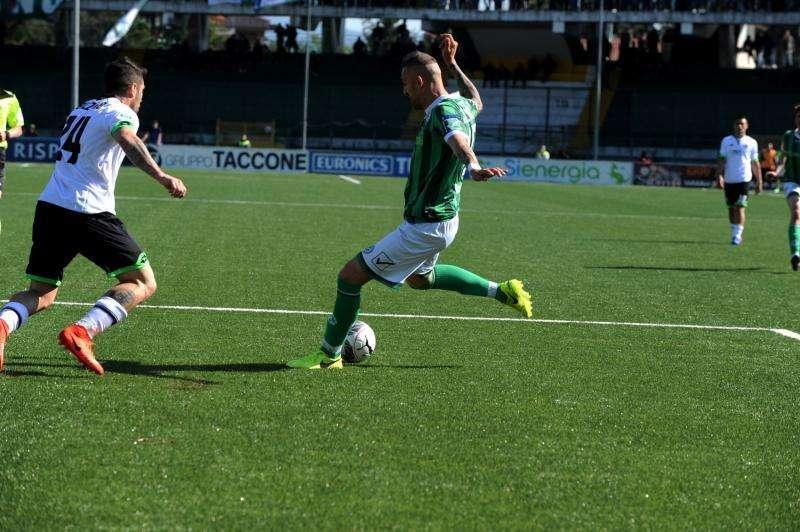 Ardemagni e Castaldo ribaltano il Latina: l'Avellino è salvo!!!