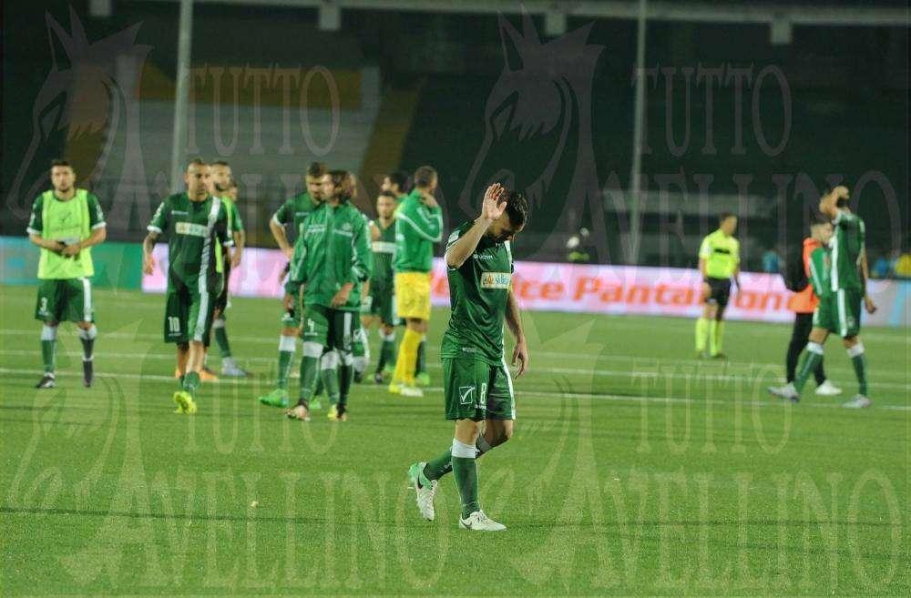 Avellino, ora che succede? Analisi di una debacle mentale e tattica