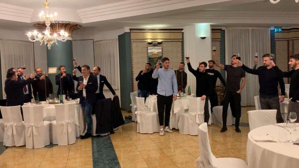 FOTO - Cena di Natale del nuovo Avellino, tra relax e spensieratezza