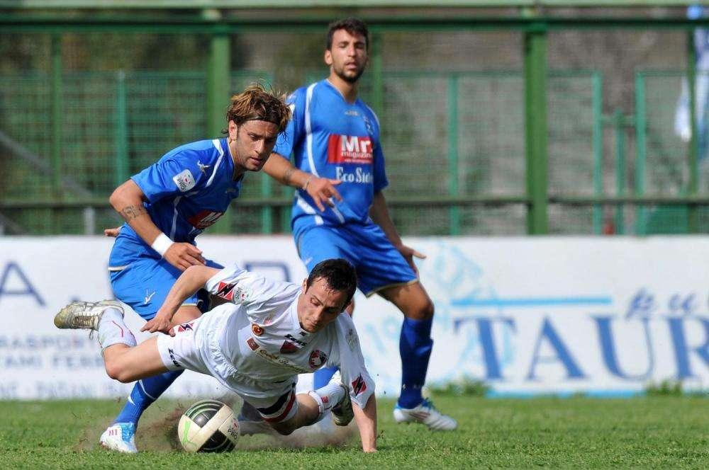 Viscido vicino all'accordo con l'Afragolese