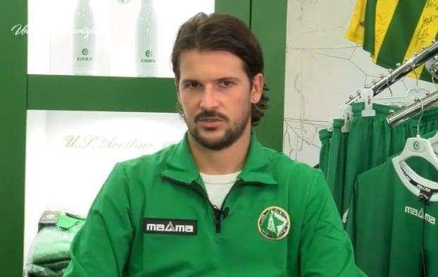 Maniero: "I tifosi ci mancano, ad Avellino si respira grande calcio. Il mio idolo? Ibra"